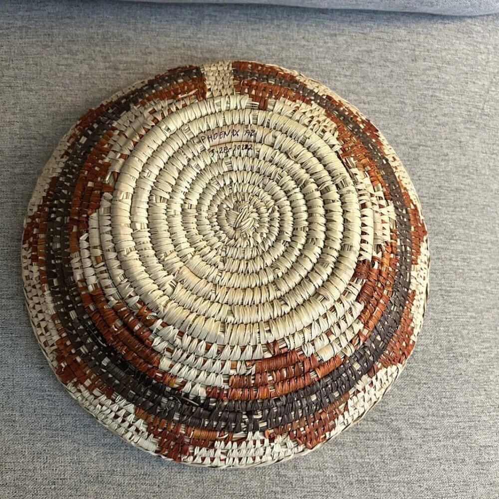 Artisan Wedding Basket 11.5" Diameter - Picture 2 of 5